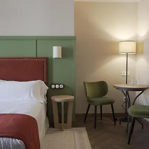 The Honest & Hotel Séville